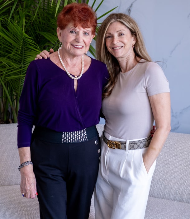 A photo of doctor Thanos hugging with patient